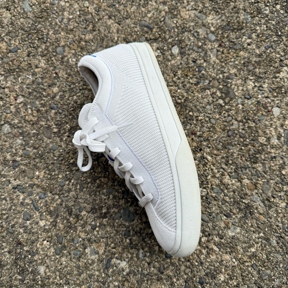 Rothy white The Lace Up sneaker *** LEFT shoe ONLY **** 9 - Picture 2 of 9